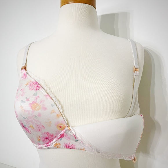 SET of Victoria Secret Padded and Wireless Maternity / Nursing Bras - 34DD - Picture 4 of 16